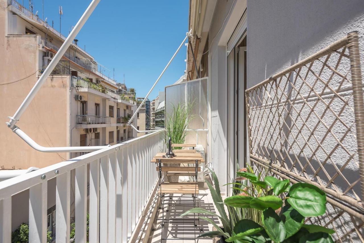 By Cloudkeys Apartment *